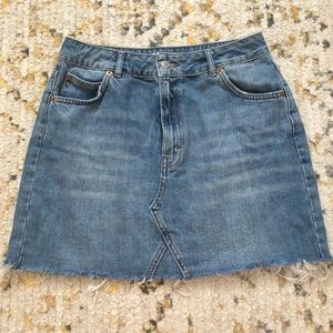 TopShop distressed jean miniskirt!